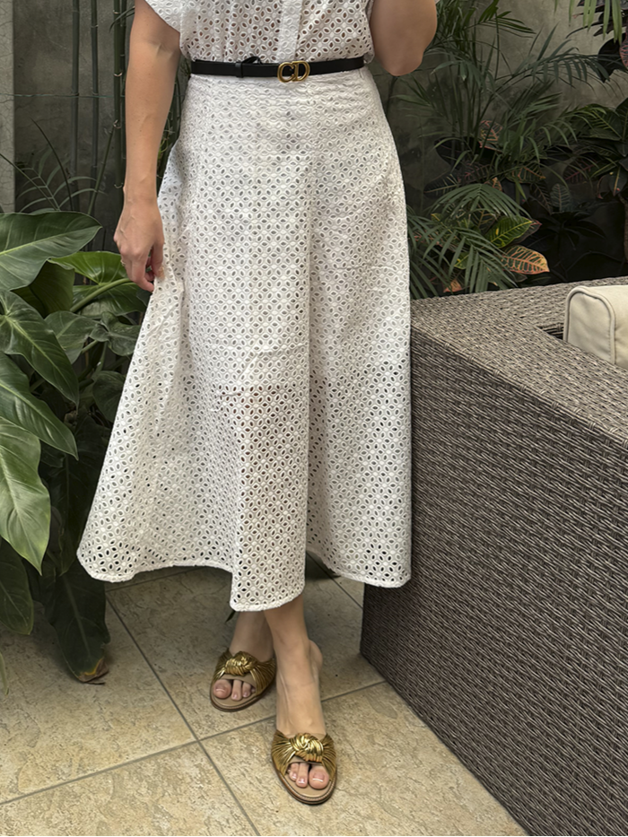 Falda Broderie